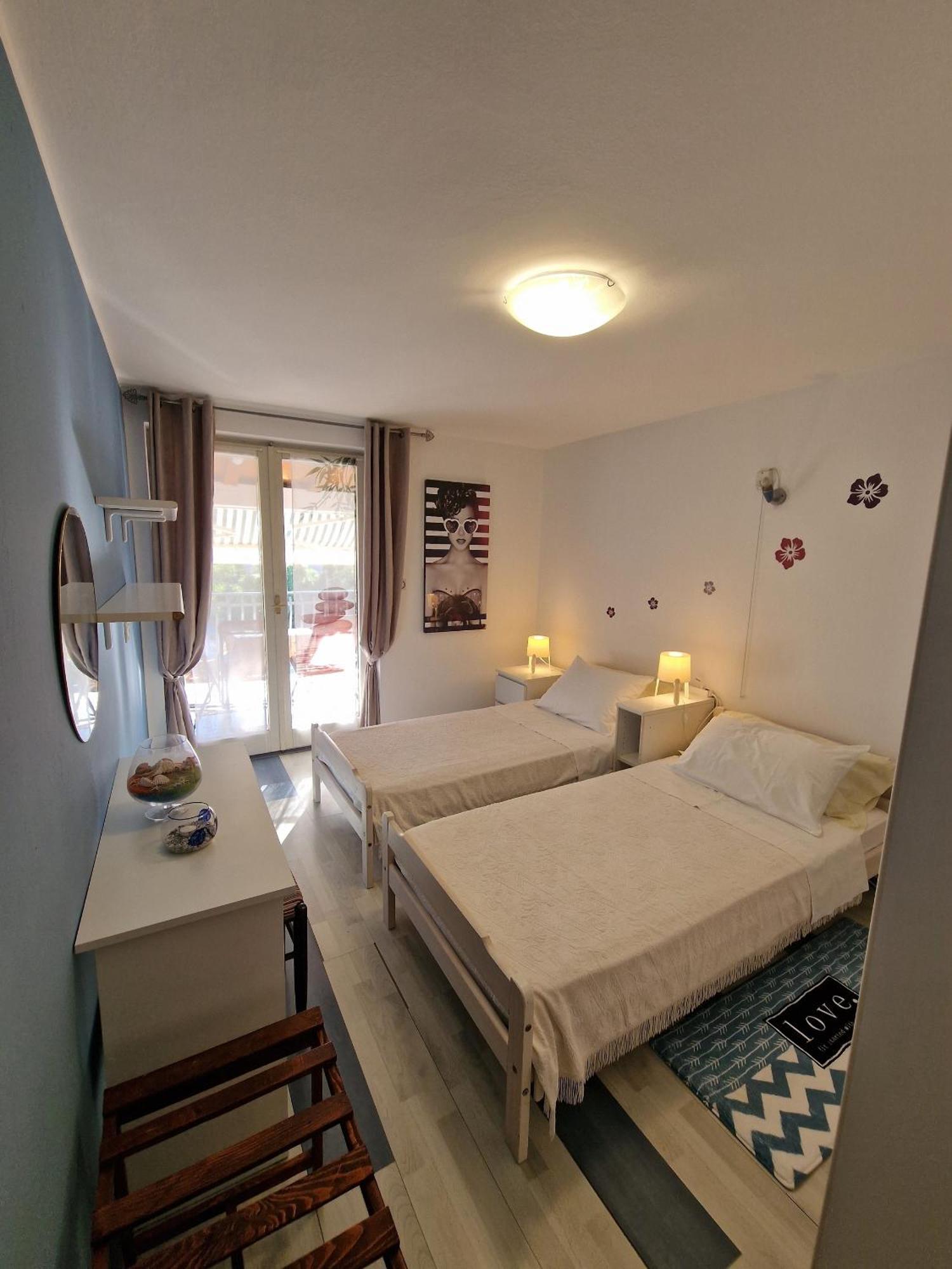 Apartments And Rooms By The Sea Rovinj - 19183 エクステリア 写真